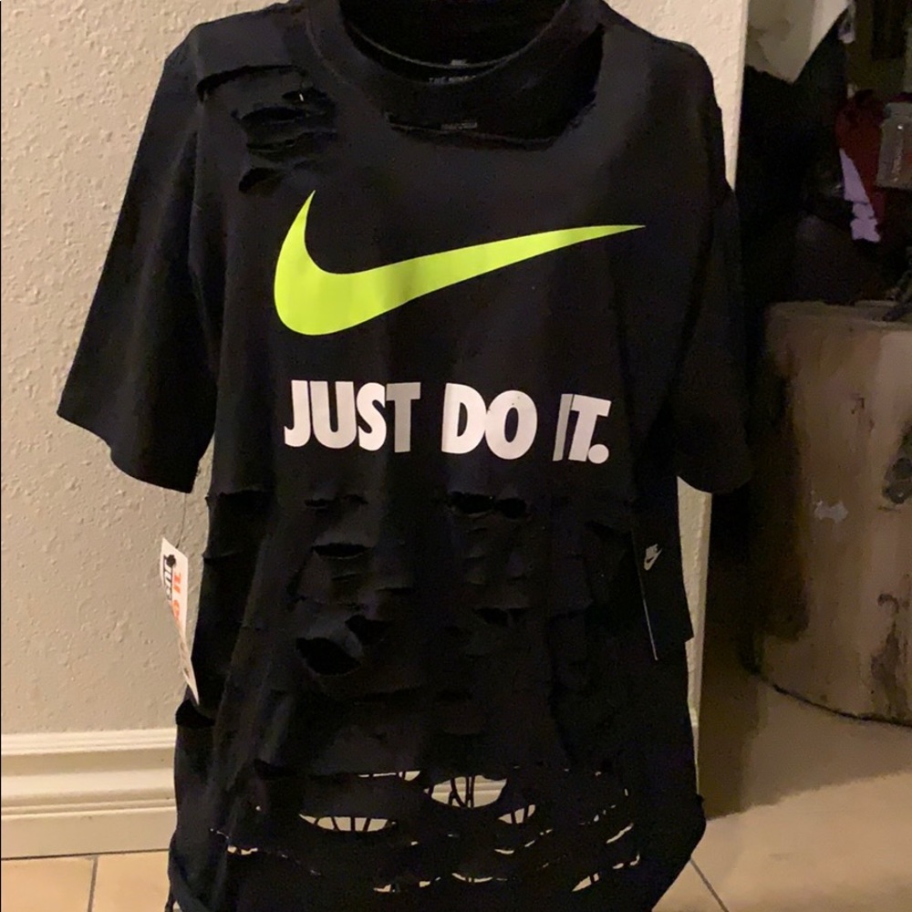 Nike Distressed tee Just Do it